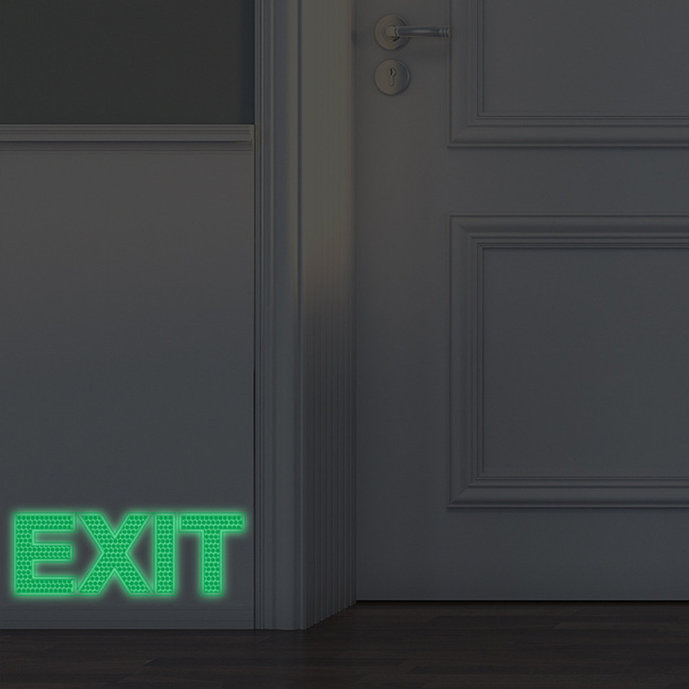 出口ウォールステッカー 発光式緊急安全標識 6.5 x 19 - Emergency Exit Sign のレビューと価格